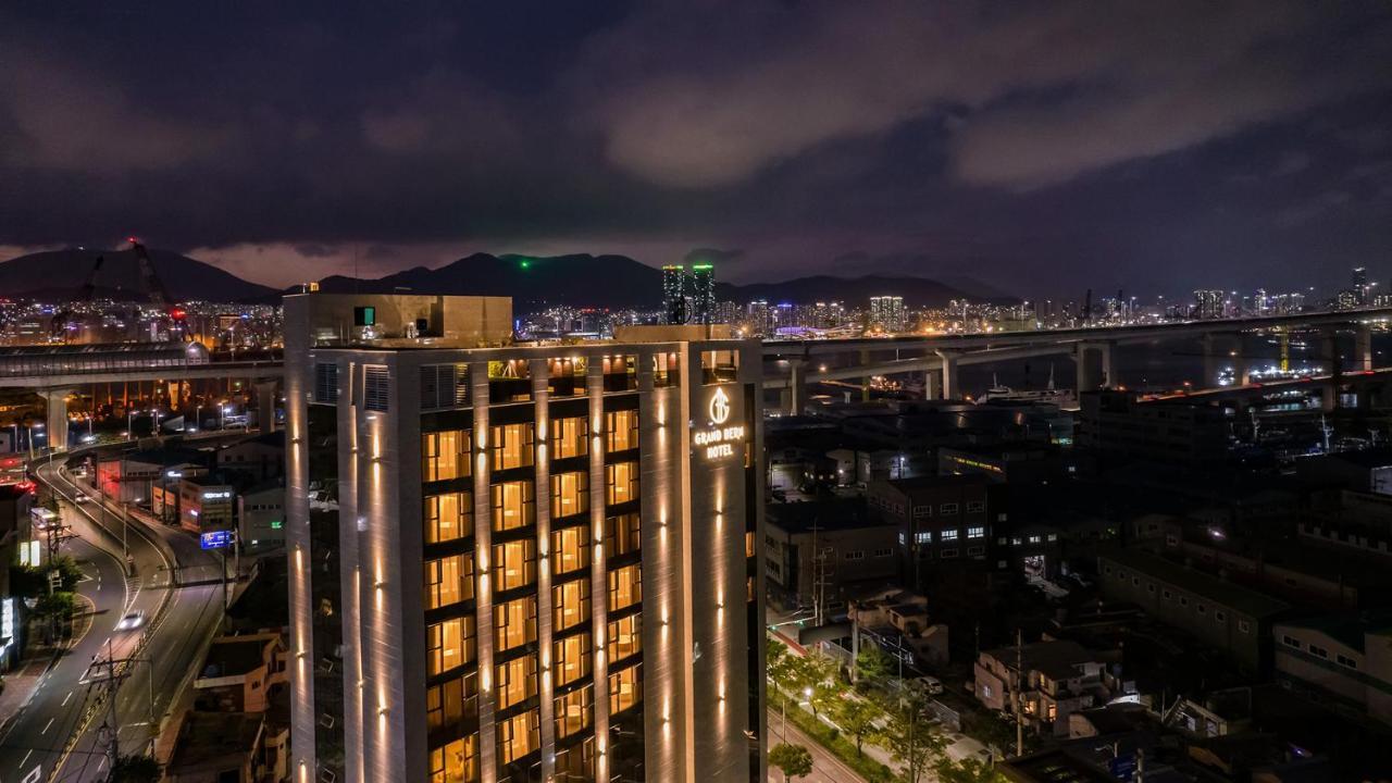 Yeongdo Grandbern Hotel Pusan Exteriér fotografie
